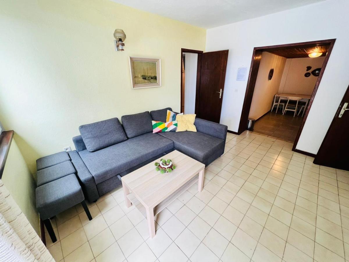 Sea Breeze Apartments With Private Beach And Boat Anchorage Stara Novalja Exterior foto